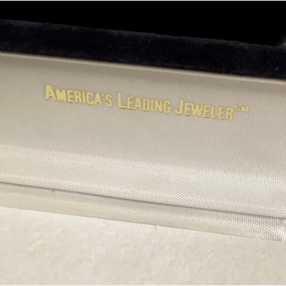 Freshwater Rice Pearl, Onyx, Gold Tone Beads, 3 Strand Necklace, Earring Box Set - Picture 7 of 8